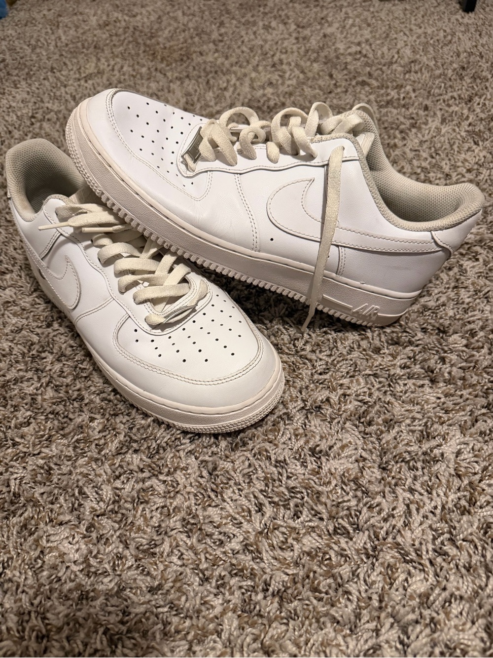 Men’s sz 10 Nike Air Force 1s